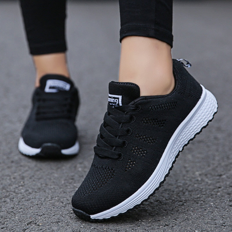 Sandra - Leichte orthopädische Sneaker für Damen