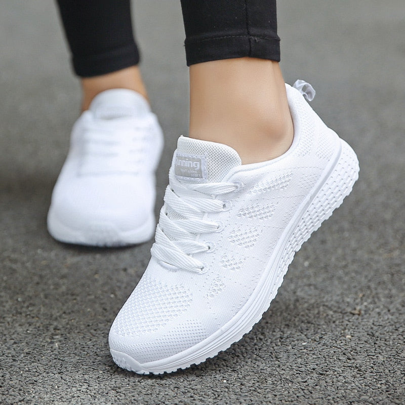 Sandra - Leichte orthopädische Sneaker für Damen